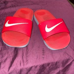 Nike red toddler slides gently used size 11